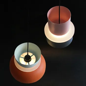 Dizainera lampas vienkāršu ziemeļvalstu restorānu lampas modernās bāra leti, guļamistaba silts macarons halo LED lustras ZM101009