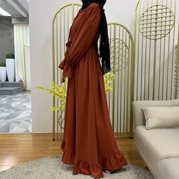 Jauno Modes Musulmaņu Sieviešu Kleita Ar Cieto Krāsas Kniedēm Un Lielas Kroku Kroku Kleita Jalabiya Kleita Abaya Lūgšanu Kleita