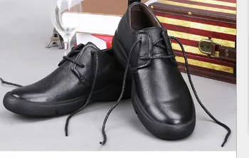 Vasarā 2 jaunas vīriešu kurpes korejiešu versija tendence 9 vīriešu ikdienas apavi elpojoši apavi, vīriešu apavi Q7K173