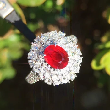 10K Zelta gredzens Lab Izveidojis 2ct Ruby un Moissanite Dimanta Gredzens Ar valsts sertifikātu Ru-004