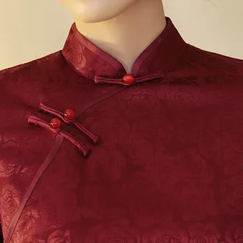 Cheongsam Qipao Ķīniešu Tradicionālā Kleita Vintage Sarkanu Tekstila Sexy Spraugas Bodycon Īsām Piedurknēm Kāzu Svinības Darbības Plus Lieluma