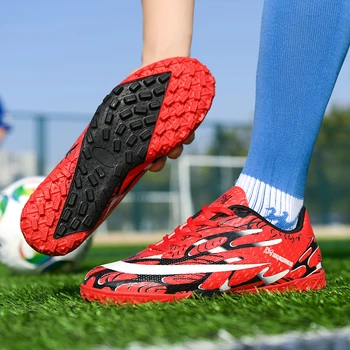 Jaunu nodiluma izturīgi un ērti bērnu futbola apavi, augstas kvalitātes apmācību, radzes, āra sporta zēnu futbola apavi