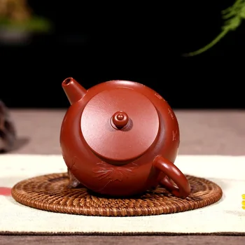 Ieteicams vairumtirdzniecības tējas yixing autentisks violetā māla bumbu caurums atskaņa tējkanna tējas noteikt apņemas vārīti dubļiem
