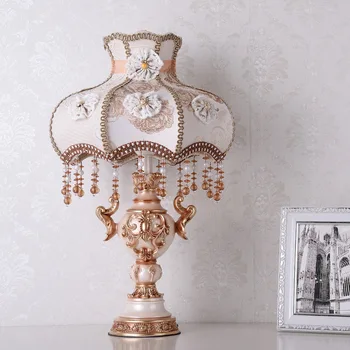 Eiropas Stila Galda Lampa Radošo Modes Romantiska Personība Apdare Ģimenes Kāzas, Istabas Guļamistabas Gultas Lampa